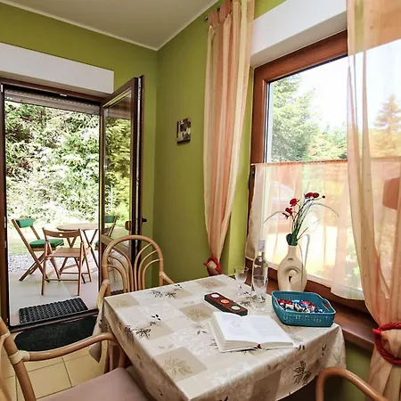 Mit Terrasse By Interhome شقة ريفال