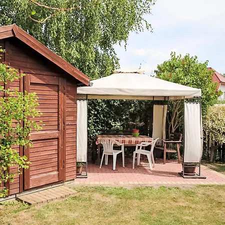 Mit Terrasse By Interhome شقة